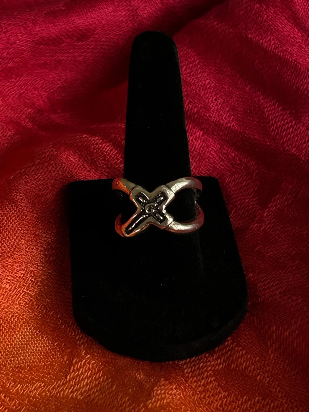 Grace & Heart True Cross Ring - R-1731-SS - Size 8